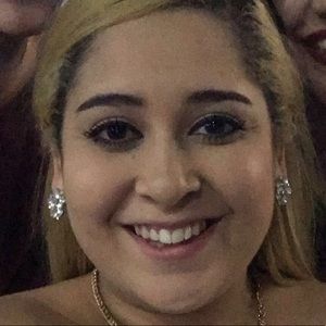 Meet your Posher, Anahi